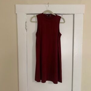 Tiana B Maroon Sleeveless Velvet‎ Dress Small